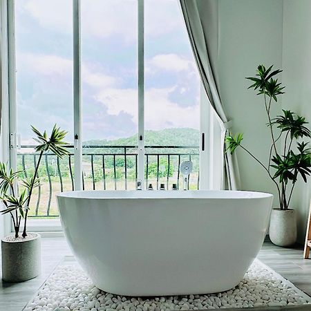 Отель Sele House Хатьен Экстерьер фото